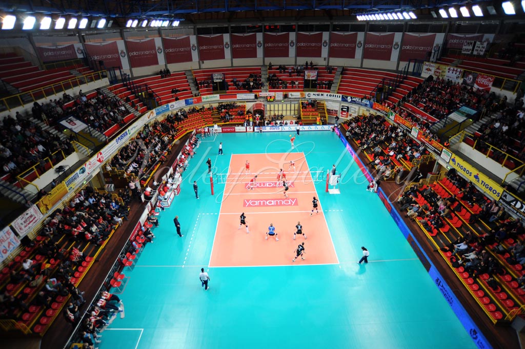 Yamamay Schweriner (37)